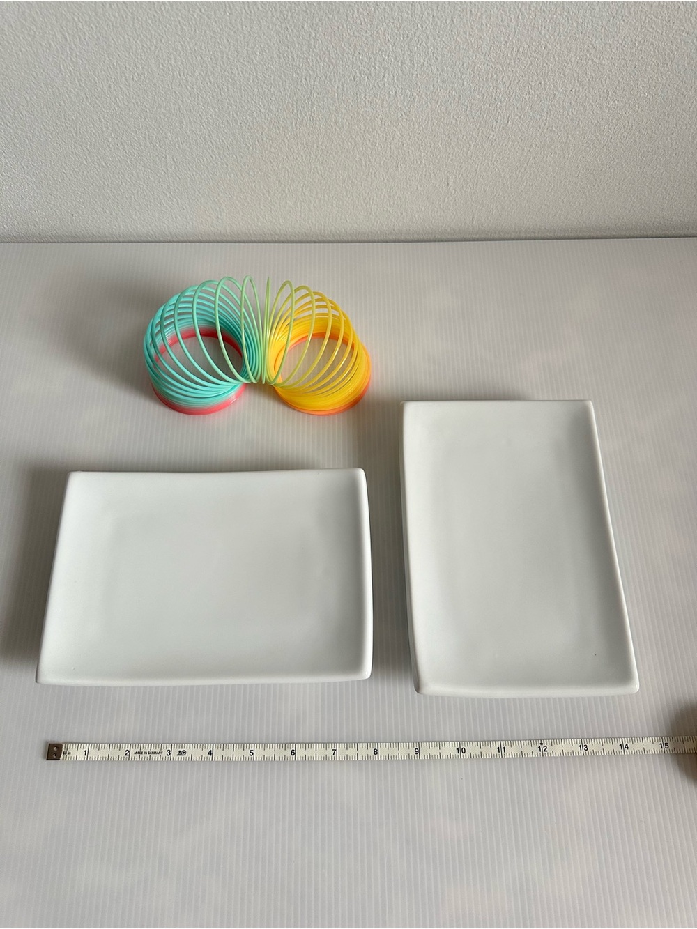 Crate&Barrel White Ceramic Japanese Style Plates - Set of 2